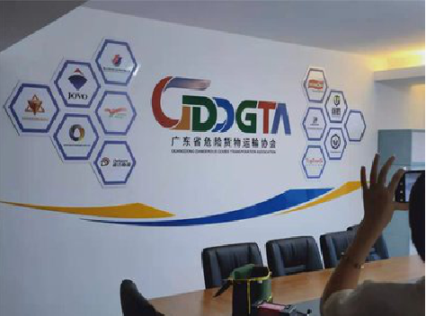  兴文公司走廊文化墙如何设计布置？